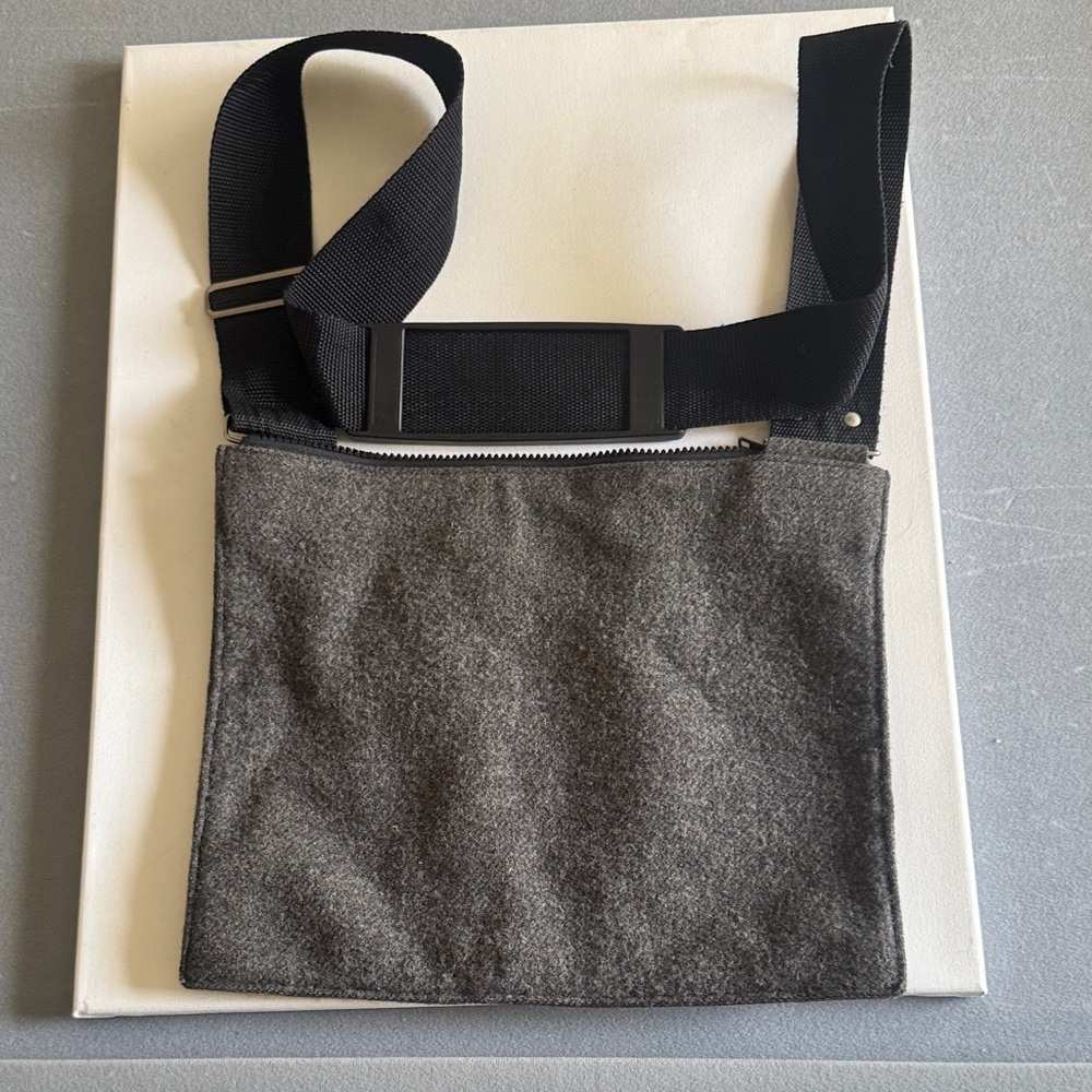 Gray Felt Crossbody Messenger Bag with Black Adjustable Strap